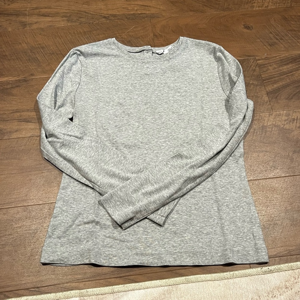 LOFT Grey Cropped Long Sleeve Cotton size medium